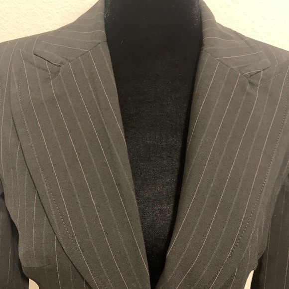 Vintage Bebe Fashions Black Stretch Pink & Gray Pin Stripe Blazer Women's 0 - Picture 2 of 8
